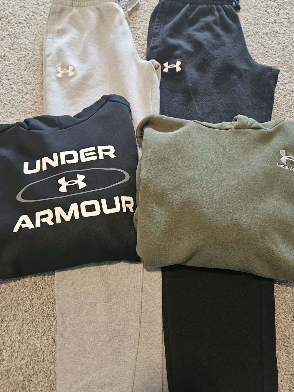 Under Armour Boys Lot.